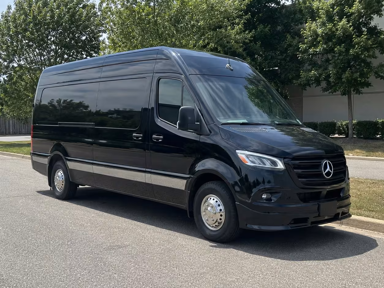 14 passenger sprinter limousine